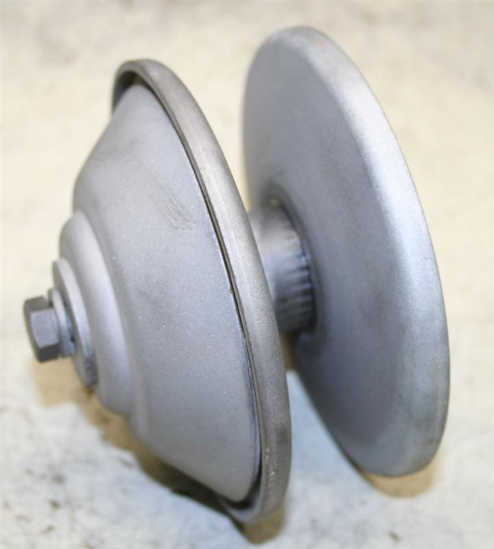 Used Symmetrical Clutch for Belt Drive GoKart & MiniBike Screw On 2